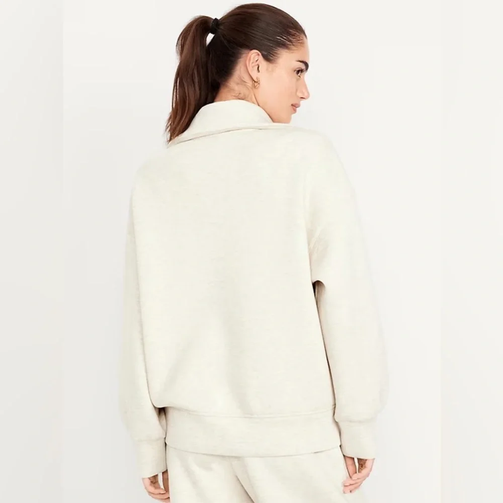 NWT! Old Navy Bounce Fleece Full Zip Jacket Gym Workout Coverage 🔔